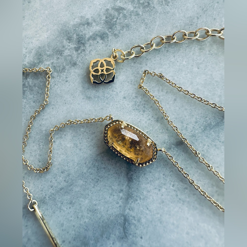 Kendra Scott Elisa Gold Pendant Necklace in Citrine